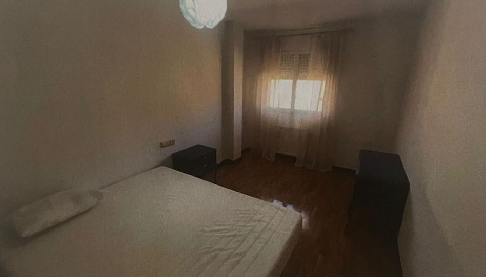 Room in Calle Maestro García Muñoz, 13, La Florida - San Pedro, Soria Capital - image 1 Photo 1 of Room in Calle Maestro García Muñoz, 13, La Florida - San Pedro, Soria Capital