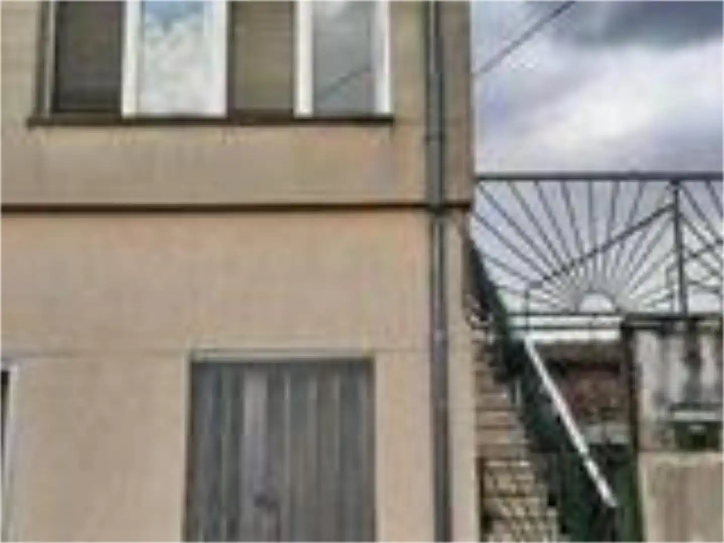 Vista exterior de Piso en venta en Puebla de Azaba con Calefacción, Terraza y Amueblado