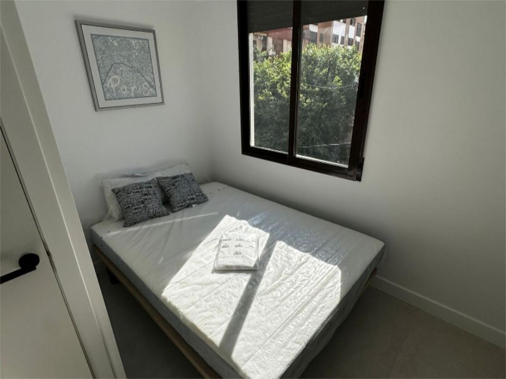 Schlafzimmer von Wohnung zur Miete in Castellón de la Plana / Castelló de la Plana mit Möbliert und Balkon