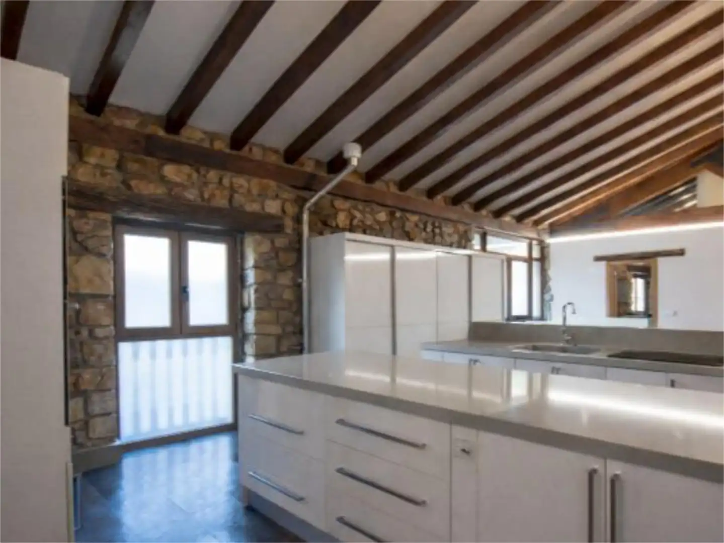Casa o chalet en venta en Liérganes, 13, Liérganes Cocina de Casa o chalet en venta en Liérganes con Calefacción, Jardín privado y Parquet