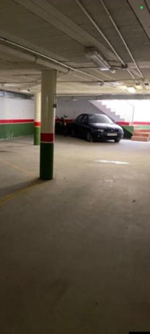 Parking of Garage for rent in O Grove  