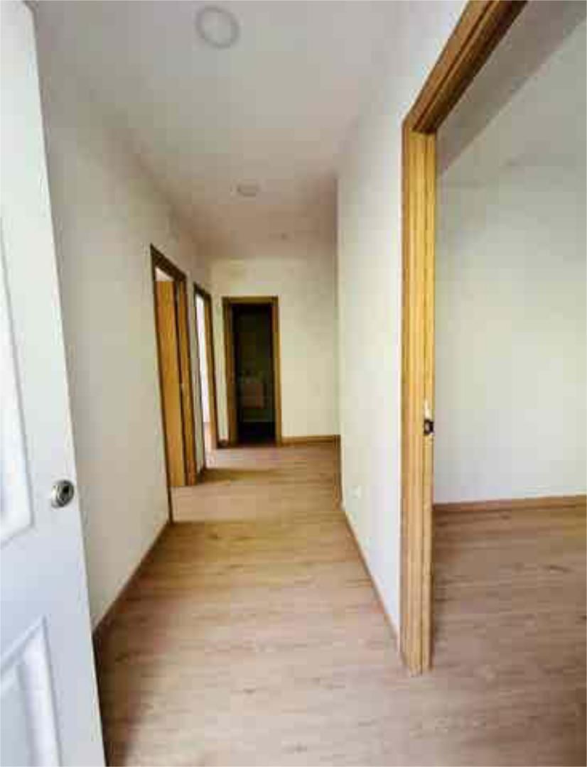 Piso en venta en Inmobiliaria - Barreda Piso en venta en Torrelavega con Jardín privado