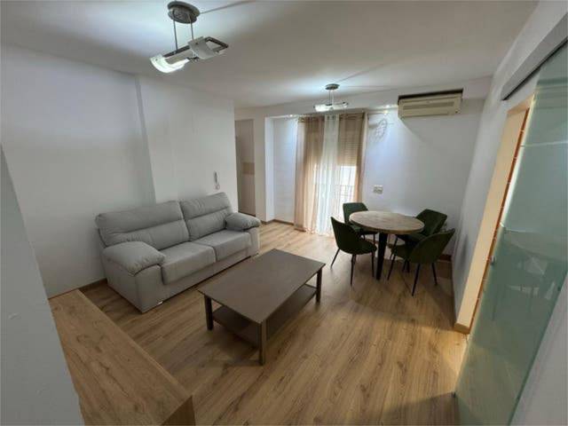 Piso en Alquiler en Cúllar Vega