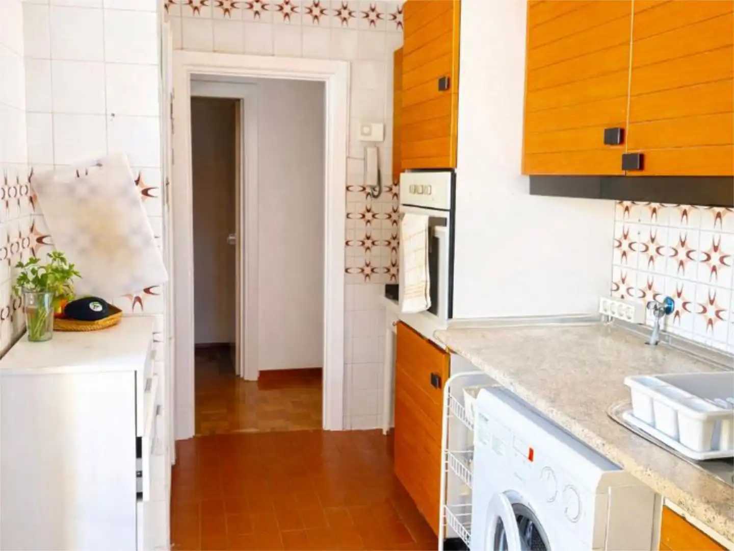 Room in Calle de la Carabela, 10, Alameda de Osuna Room in Calle de la Carabela, 10, Alameda de Osuna