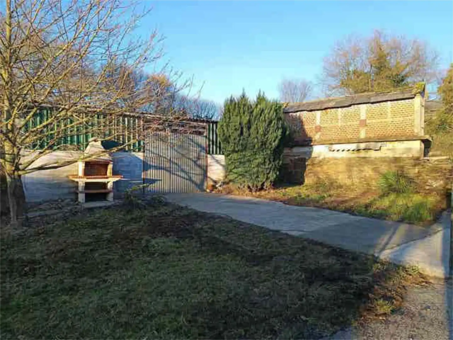 Casa o xalet en venda a Aranga Jardí de Casa o xalet en venda en Aranga amb Jardí privat i Traster