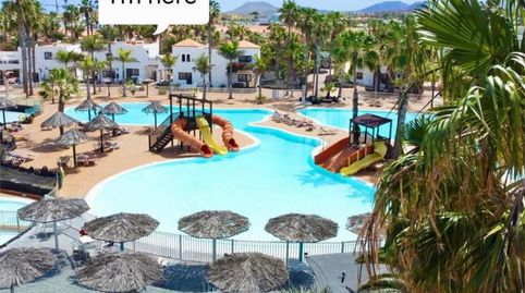 Foto 2 de Piso de alquiler en Avenida Corralejo Grandes Playas, 2, Corralejo, La Oliva