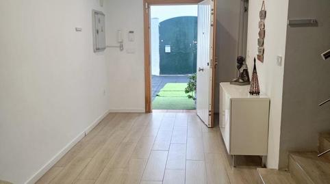 Foto 2 de Casa adosada en venta en Calle Velázquez, 12, Las Almenas, Tomares