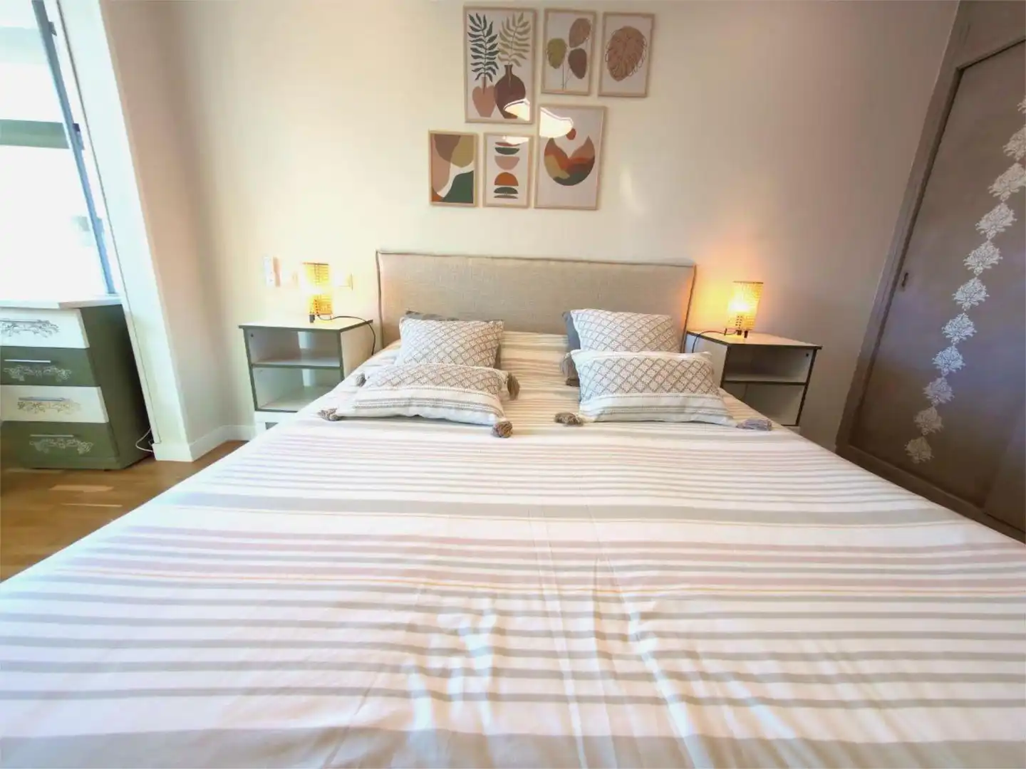 Wohnung zur Miete in Calle de Julián Besteiro, 35, Castillejos - Cuzco Schlafzimmer von Wohnung zur Miete in Madrid Capital mit Klimaanlage und Schwimmbad