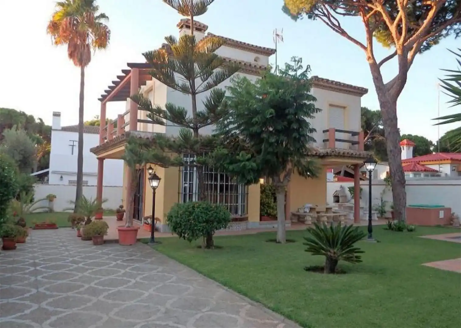 Houses for rent in Calle la Capilla, 9, La Barrosa Garden of Houses for rent in Chiclana de la Frontera with Air Conditioner, Heating and Private garden