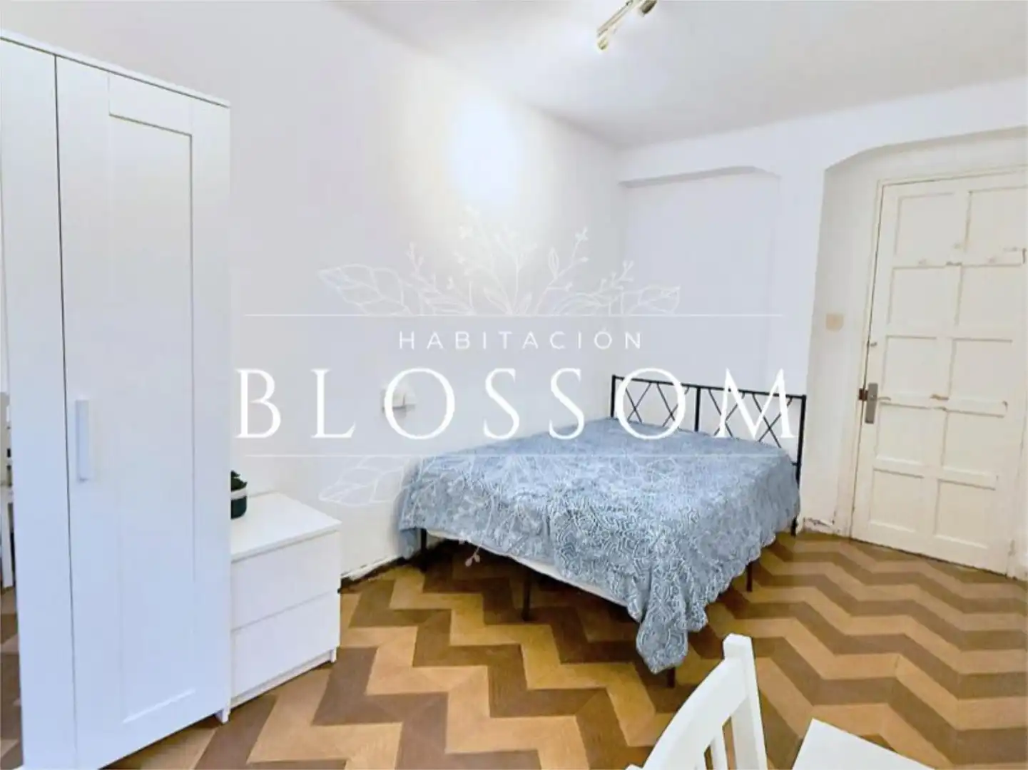 Room in Kale Nagusia, 14, Zarautz Bedroom of Flat for share in Zarautz with Furnished and Balcony