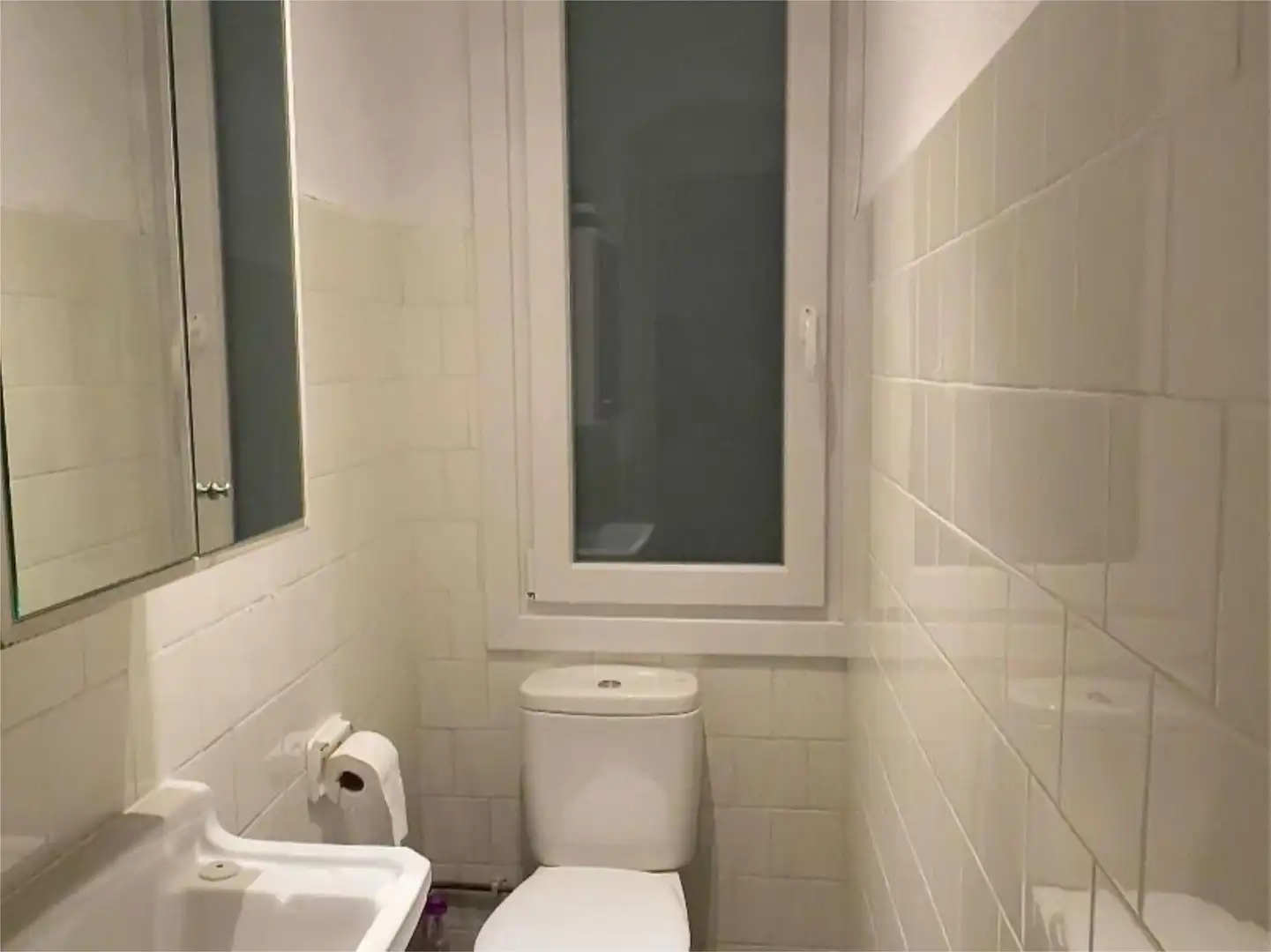 Wohnung zur Miete in Kale Nagusia, 14, Zarautz Badezimmer von Wohnung zur Miete in Zarautz mit Möbliert und Balkon