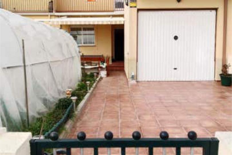 Houses for sale in Venialbo, Zamora - image 1 Photo 1 of Houses for sale in Venialbo, Zamora