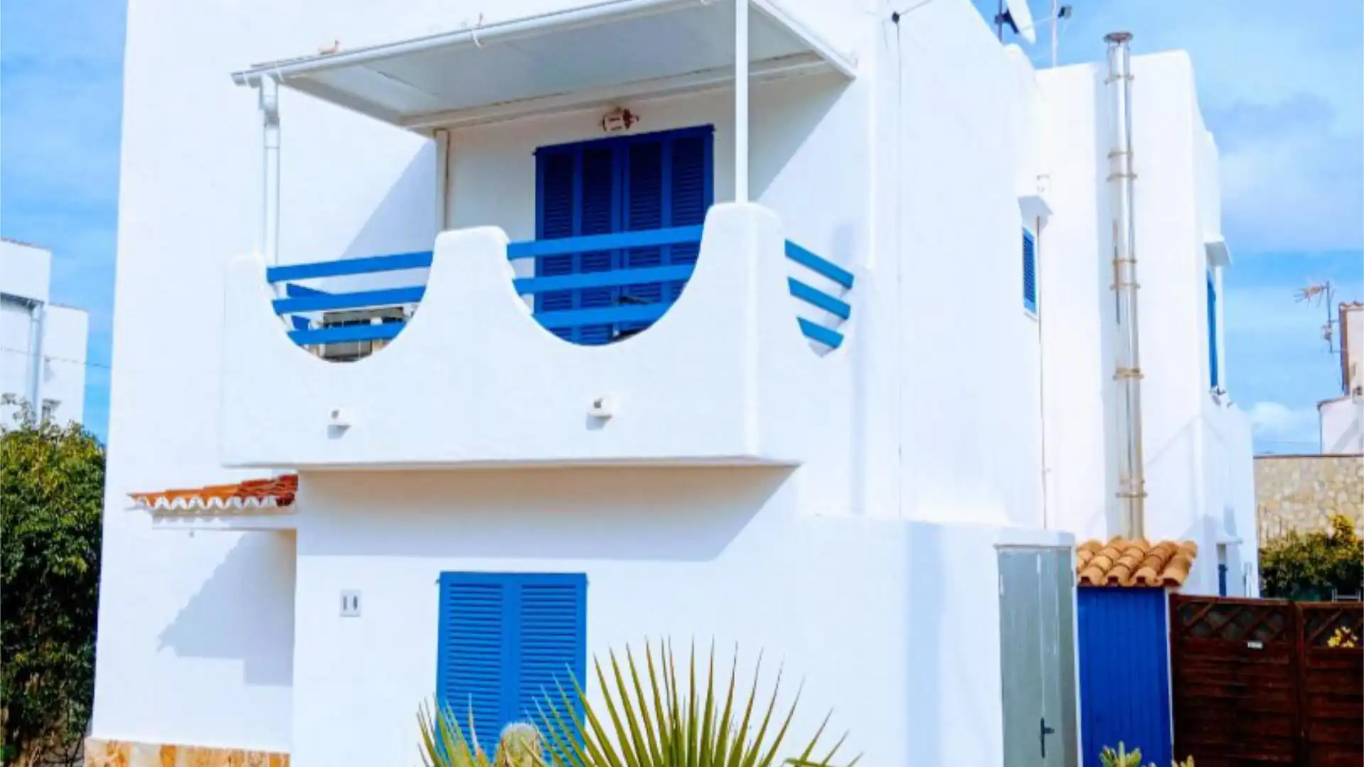 Houses for sale in Carrer D'es Tulipa, 10, Cala Llombards