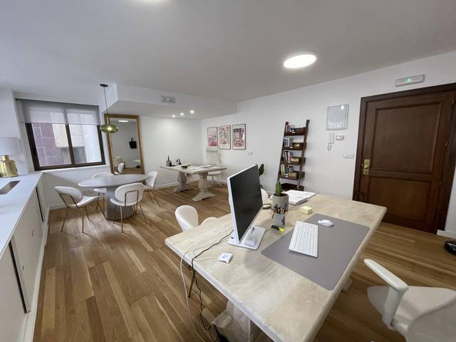 Oficina en Alquiler en Rúa de Manuel Núñez, 2 en Centro - Areal