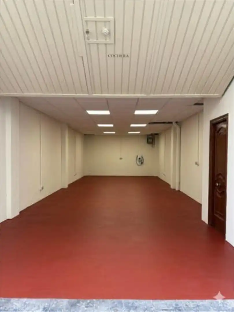 Office for rent in Córdoba  with Air Conditioner