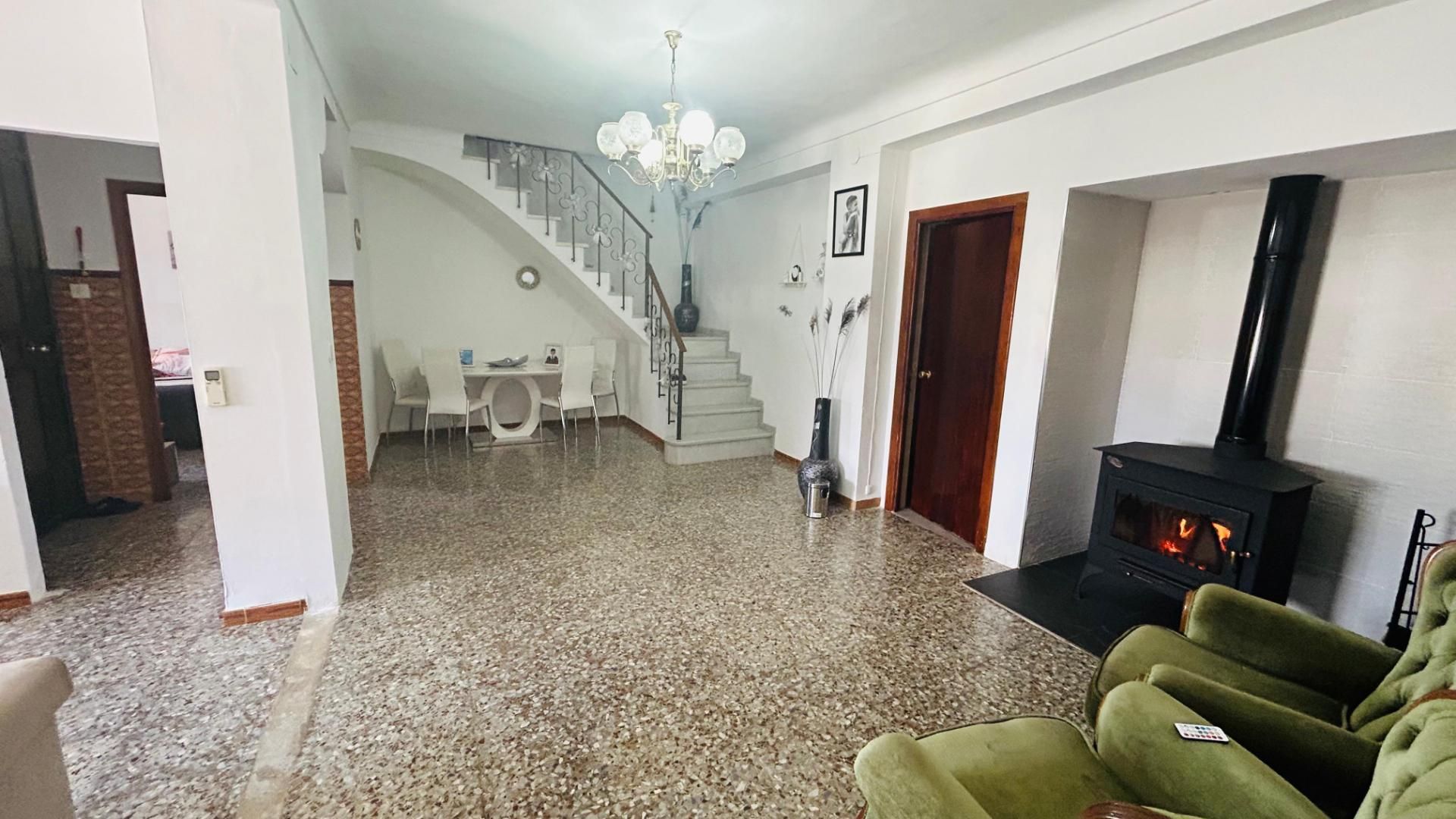 Casa adosada en venta en La Roda de Andalucía con Aire acondicionado, Terraza y Amueblado