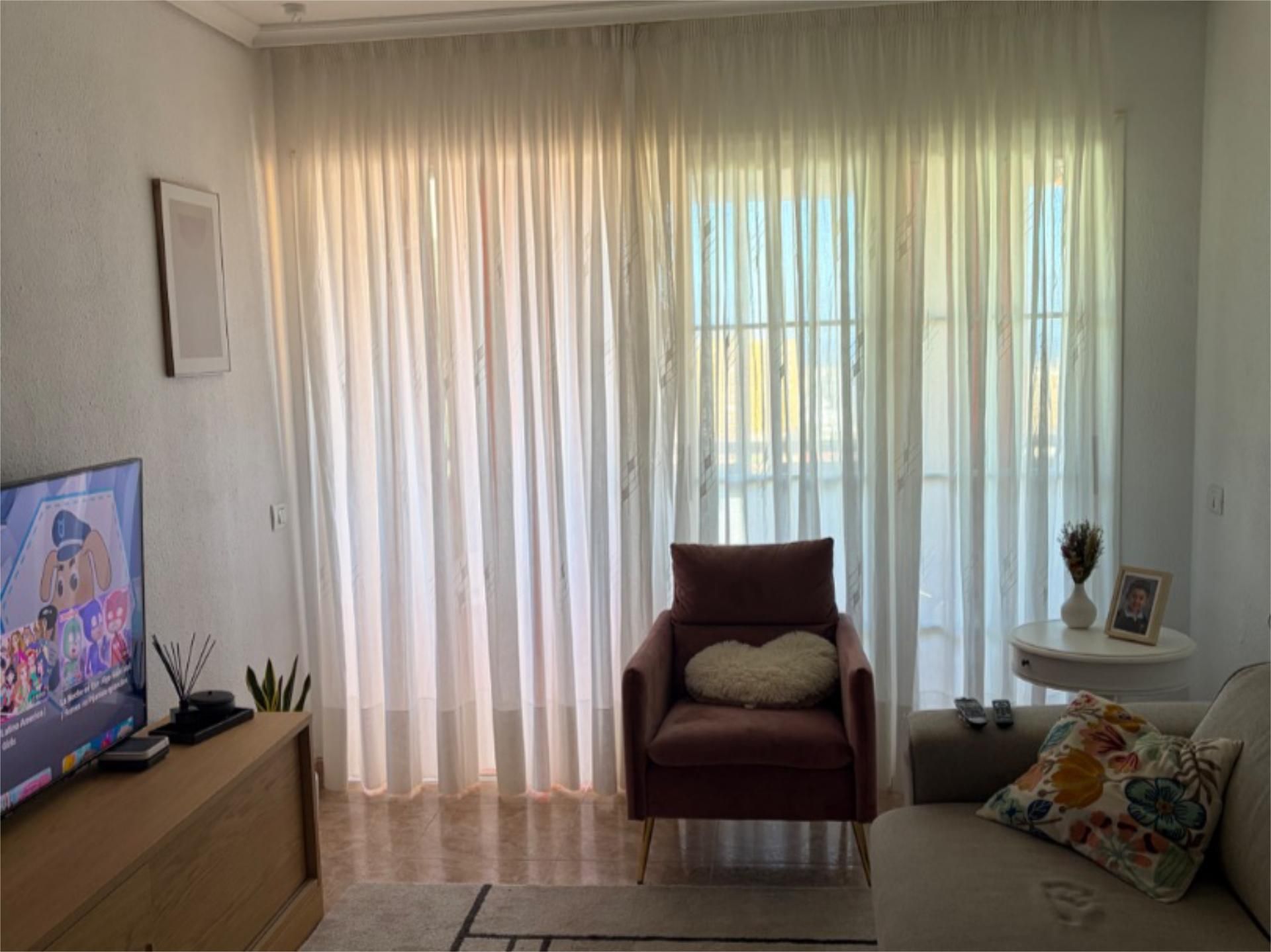 Sala de estar de Piso en venta en  Santa Cruz de Tenerife Capital con Balcón