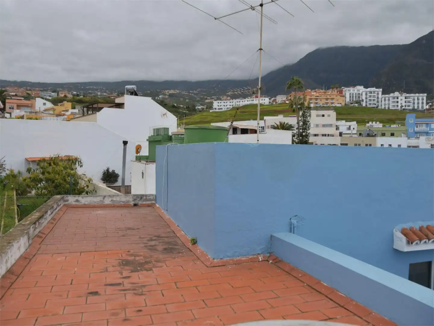 Vista exterior de Piso en venta en Los Realejos con Jardín privado, Terraza y Trastero