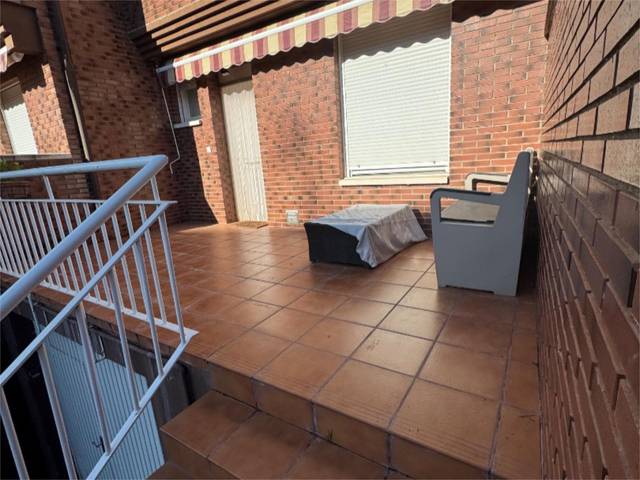 Casa adosada en Venta en Calle Jardines, 11 en Casalarreina