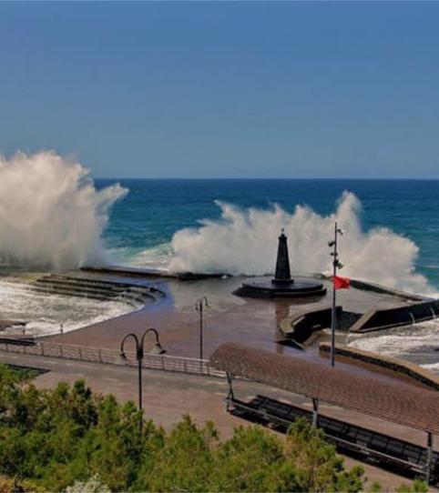 Photo 2 of Single-family semi-detached for sale in Bajamar, San Cristóbal de la Laguna
