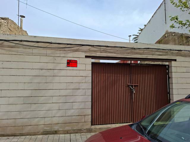 Terreno en Venta en Calle Záncara, 20 en Santa María - Pio XII