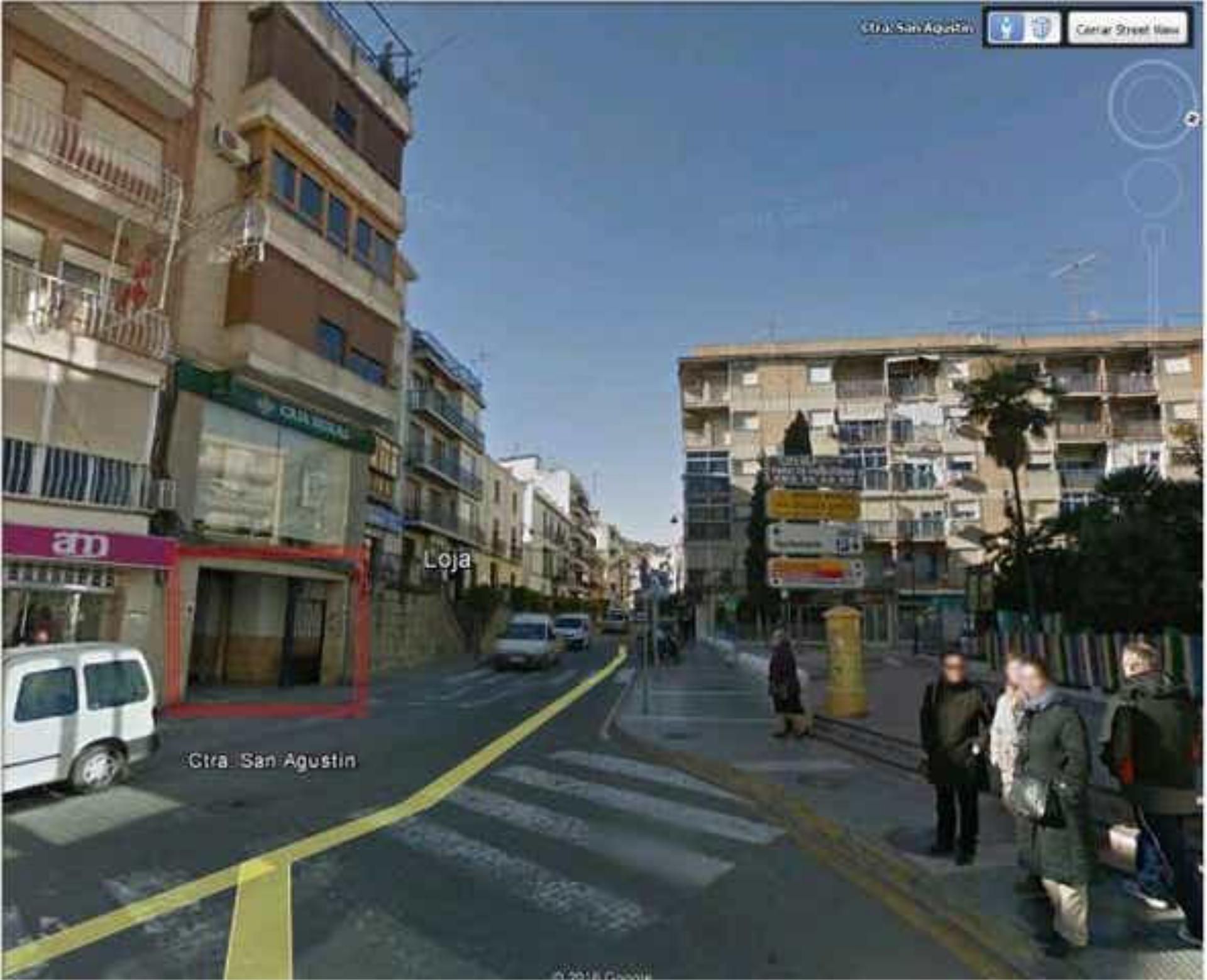 Exterior view of Garage for rent in Loja