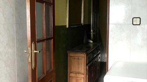 Foto 3 de Casa adosada en venta en Avenida Cantabria, 39, Los Corrales de Buelna , Cantabria