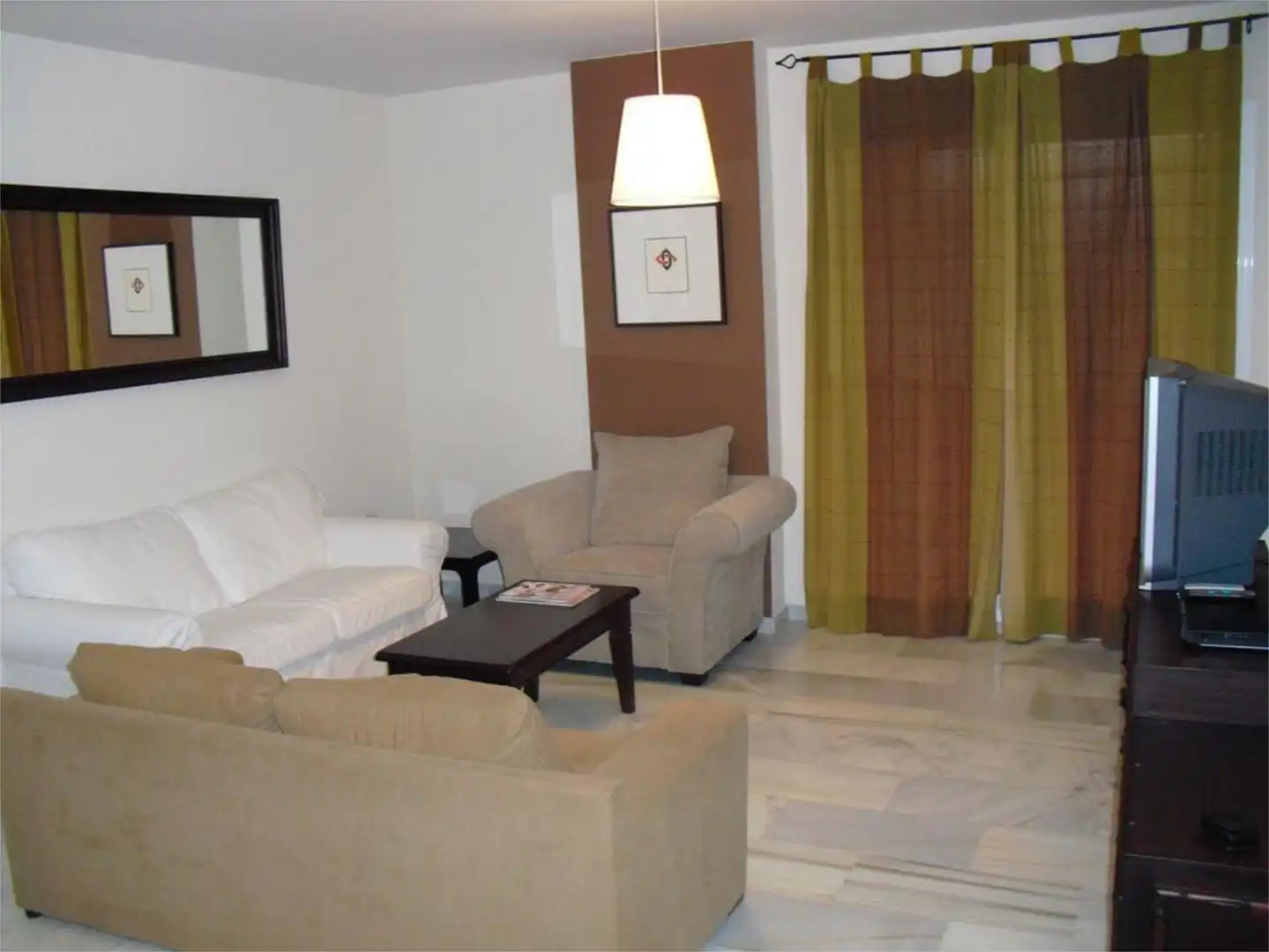 Apartament en venda a Calle Granate, 2, Riviera del Sol Sala d'estar de Apartament en venda en Mijas amb Aire condicionat, Terrassa i Piscina