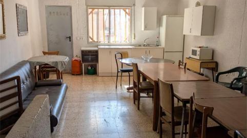 Foto 3 von Einfamilien-Reihenhaus zum Verkauf in Carrer Barceloneta, 1, Els Alamús, Lleida