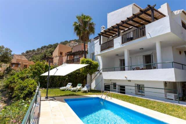 Casa adosada en Venta en Los Cármenes - Cerro Gordo