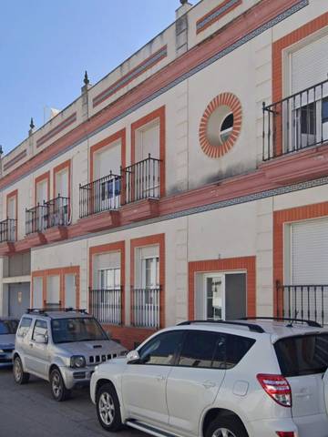 Piso en Venta en Calle Jesús Nazareno, 2 en Burguillos del Cerro