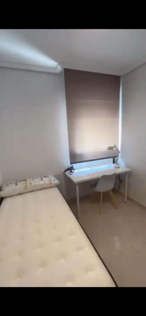 Piso en venta en Calle San Antonio de Padua, 5, Ollerías - San Cayetano Habitación de Piso en venta en Córdoba con Aire acondicionado, Jardín privado y Amueblado