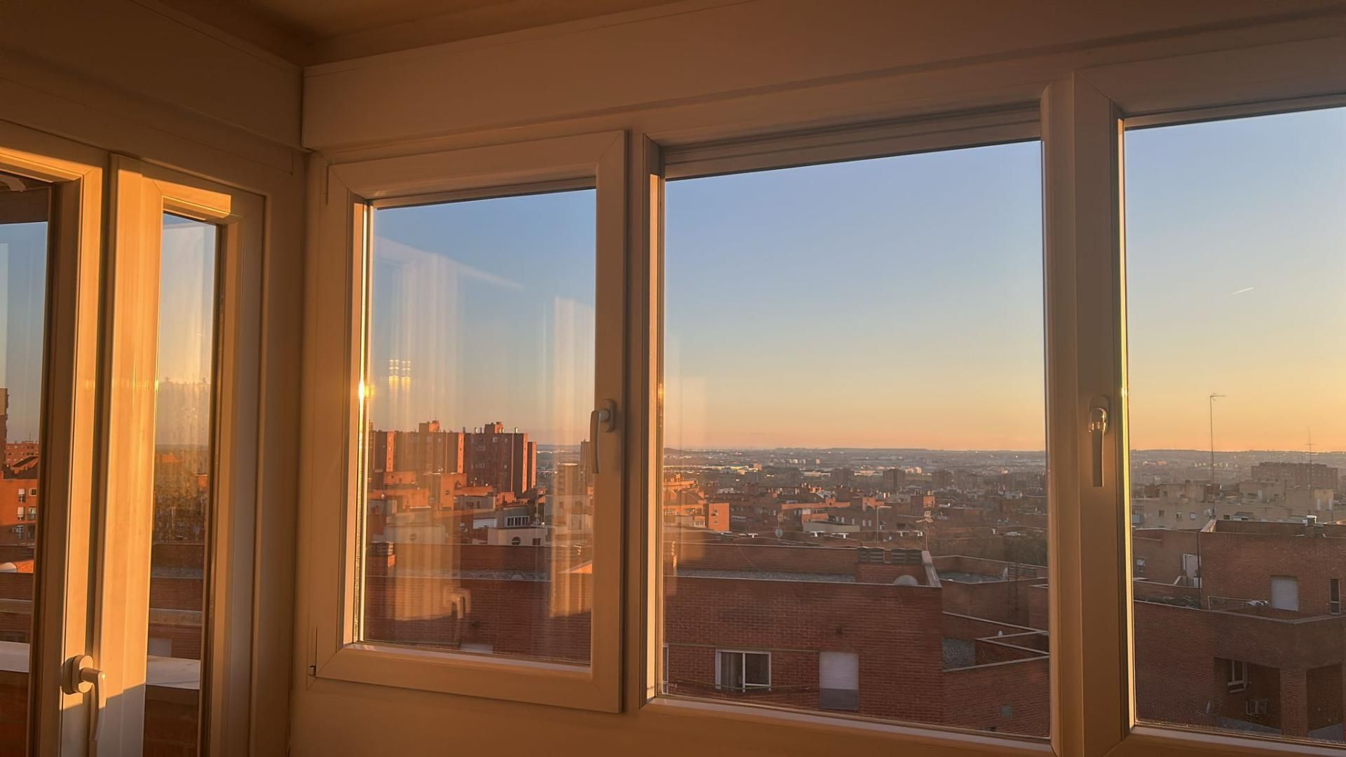 Bedroom of Flat for sale in  Madrid Capital  with Balcony