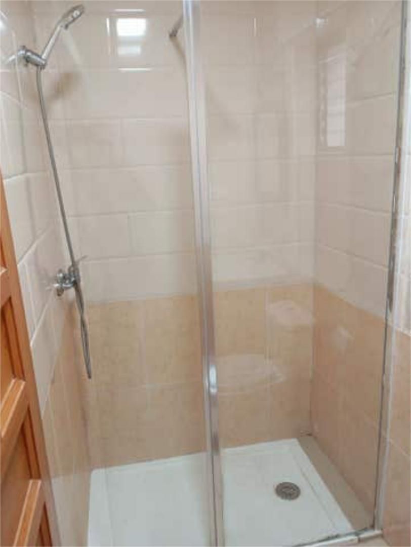 Study for rent in San Agustín Bathroom of Study for rent in Alicante / Alacant with Private garden, Terrace and Furnished