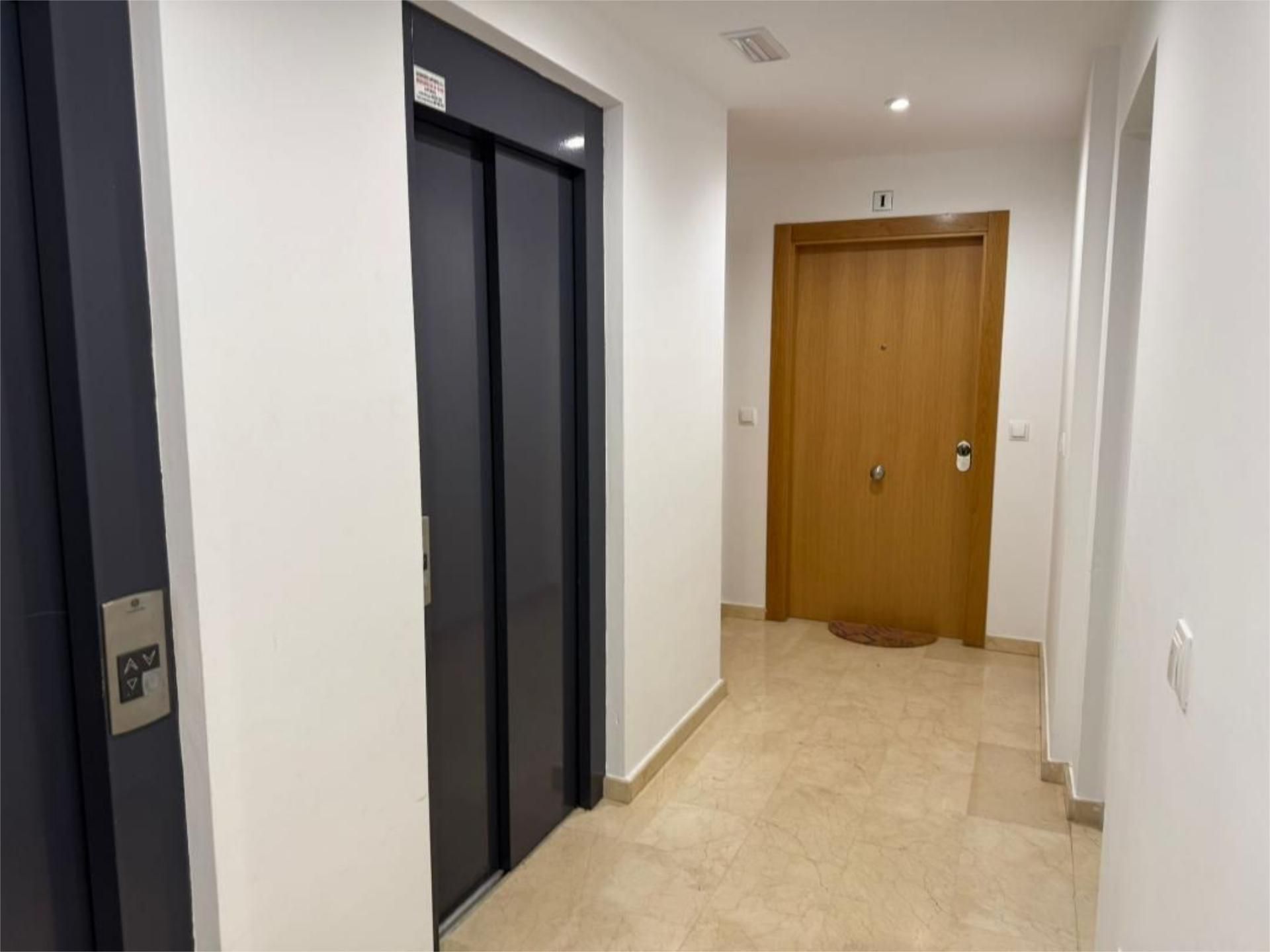 Wohnung zur Miete in Cartagena mit Klimaanlage und Balkon