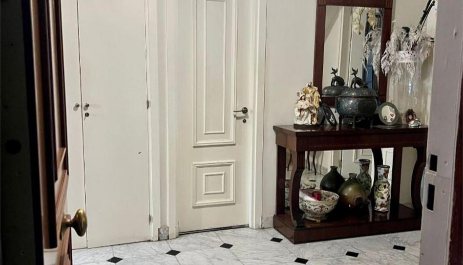 Piso en venta en Calle de Valdetorres de Jarama, 25, Pinar del Rey, Madrid Capital - imagen 1 Foto 1 de Piso en venta en Calle de Valdetorres de Jarama, 25, Pinar del Rey, Madrid Capital