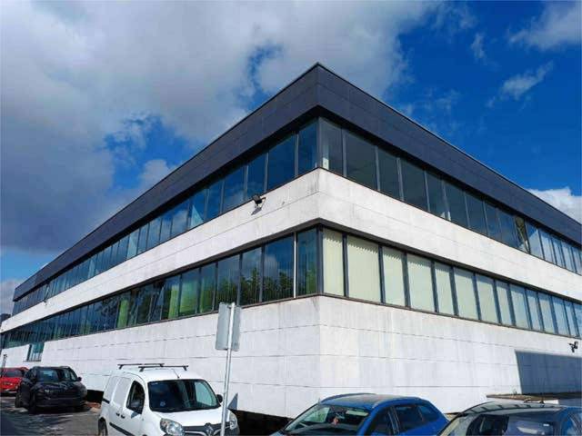 Nave industrial en Alquiler en Zamudio