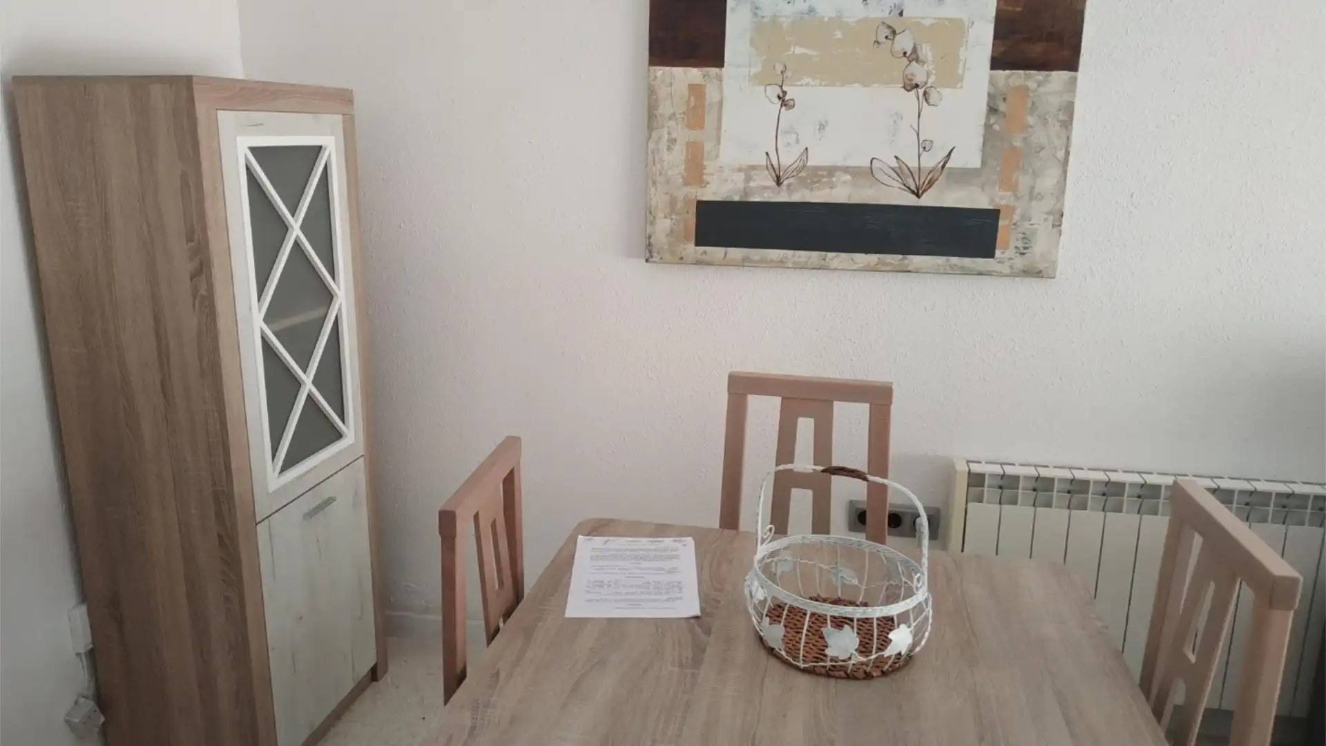 Habitación en Plaza Virgen De Los Desamparados, 4, El Valle - Universidad Comedor de Piso para compartir en Jaén Capital con Aire acondicionado, Calefacción y Amueblado