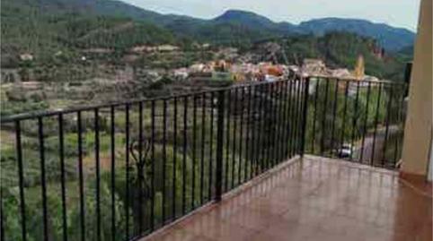 Foto 2 de Piso en venta en Cirat, Castellón