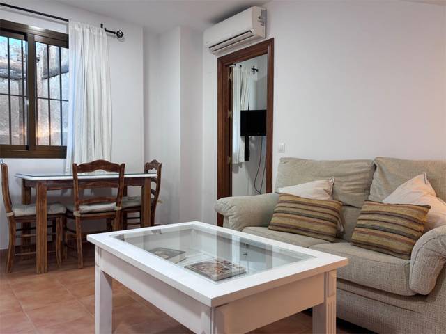 Piso en Alquiler en Calle Juan de Padilla, 6 en Centro Histórico