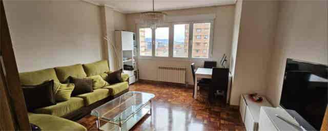 Piso en Alquiler en Arriaga - Lakua