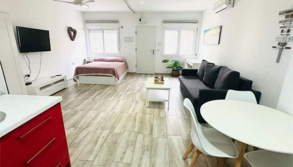 Apartamento en venta en El Molinillo - Capuchinos, Málaga Capital - imagen 1 Foto 1 de Apartamento en venta en El Molinillo - Capuchinos, Málaga Capital