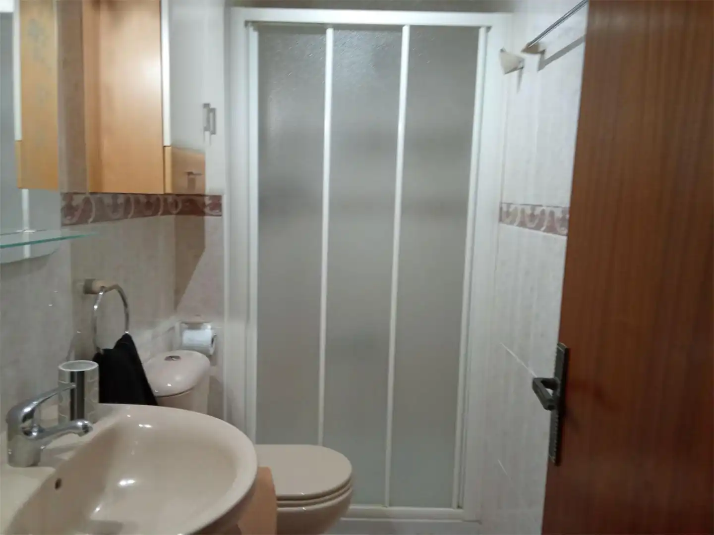 Piso en venta en Avenida José Antonio, 23, Magaz de Pisuerga Baño de Piso en venta en Magaz de Pisuerga con Calefacción, Parquet y Terraza