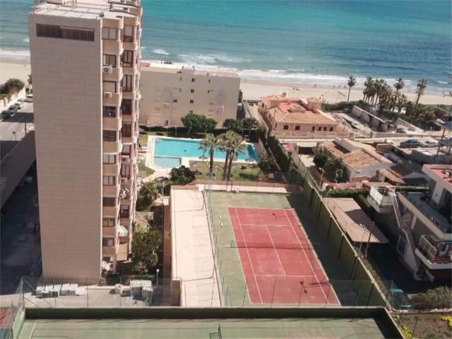 Piso en Venta en Calle Algas Marinas, 4 en Cabo de las Huertas