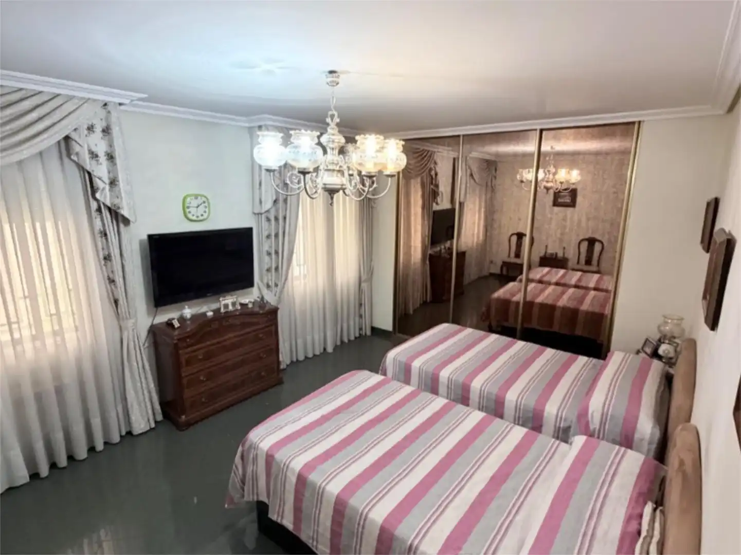 Piso en venta en Travesía Ezquerro, 41, Autol Habitación de Piso en venta en Autol con Aire acondicionado, Terraza y Balcón