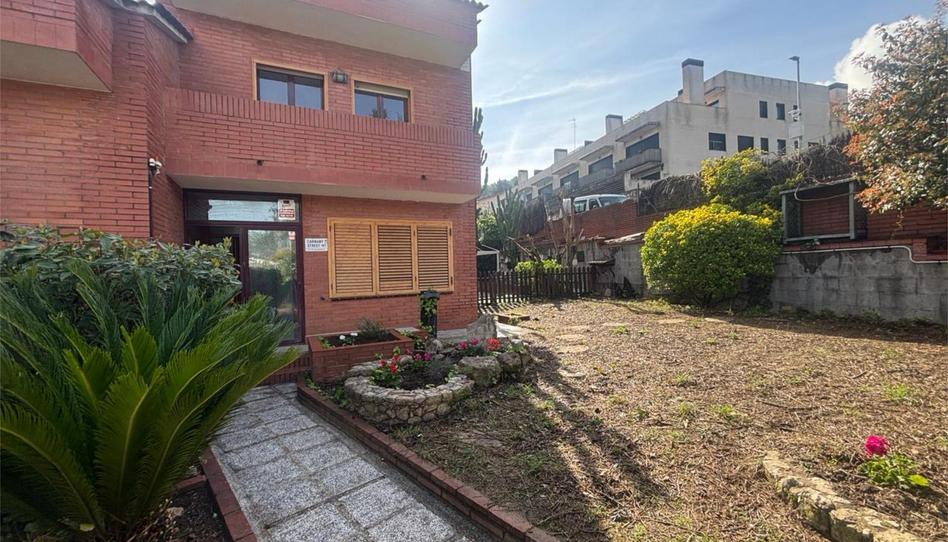 Casa adosada en venda a Avinguda de Can Montmany, 1, Corbera de Llobregat, Barcelona - imatge 1 Foto 1 de Casa adosada en venda a Avinguda de Can Montmany, 1, Corbera de Llobregat, Barcelona
