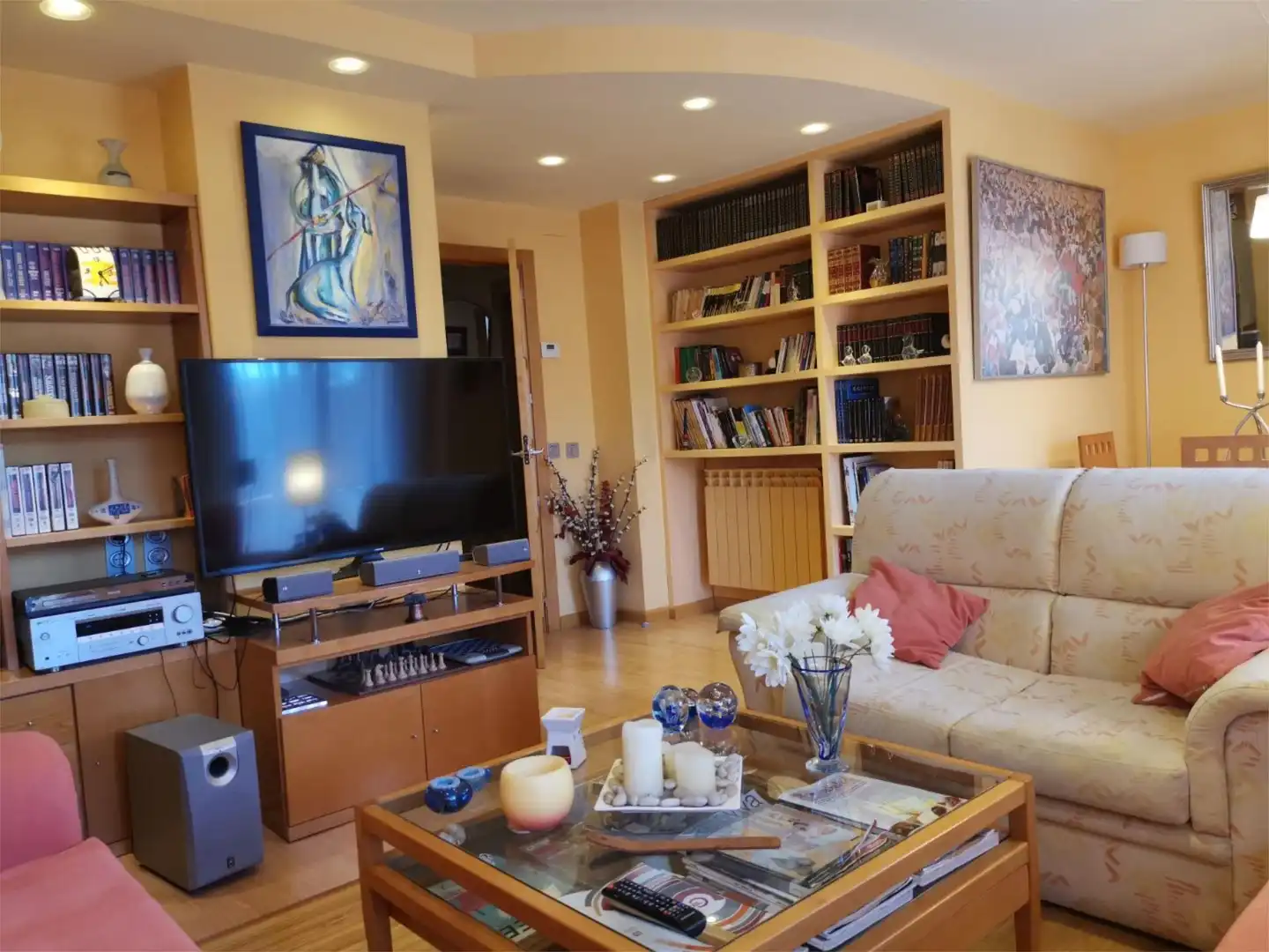 Piso en venta en Calle de Demetrio Monteserín, 8, La Vega - La Sal Sala de estar de Piso en venta en León Capital con Terraza