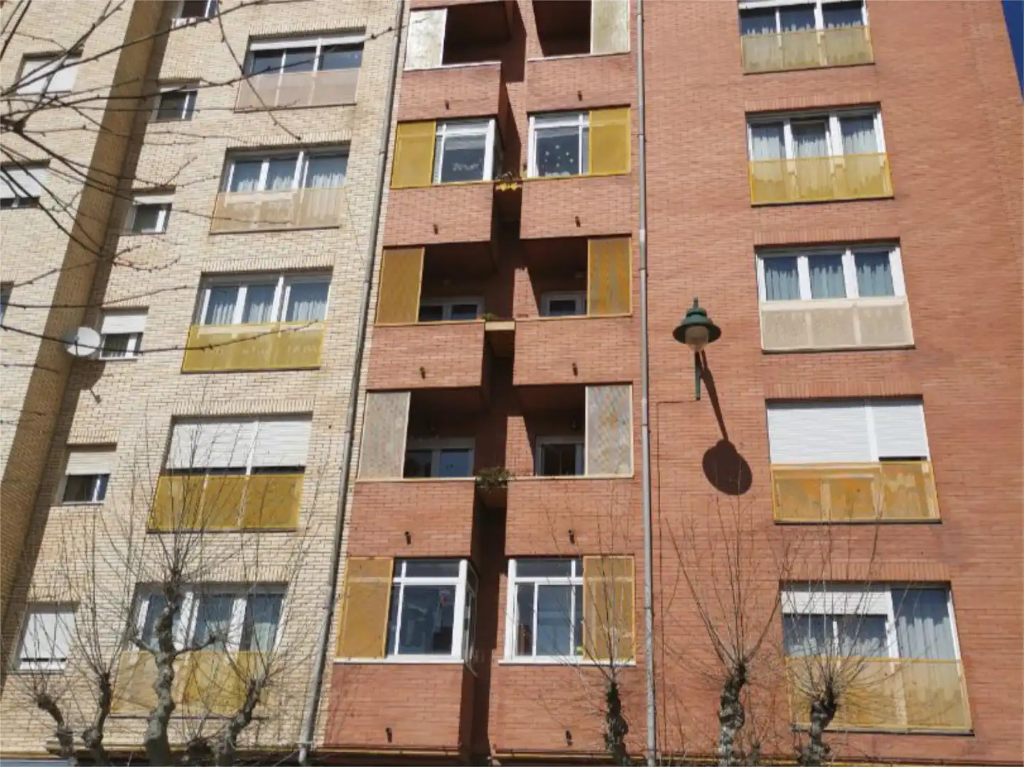 Piso en venta en Calle de Demetrio Monteserín, 8, La Vega - La Sal Vista exterior de Piso en venta en León Capital con Terraza