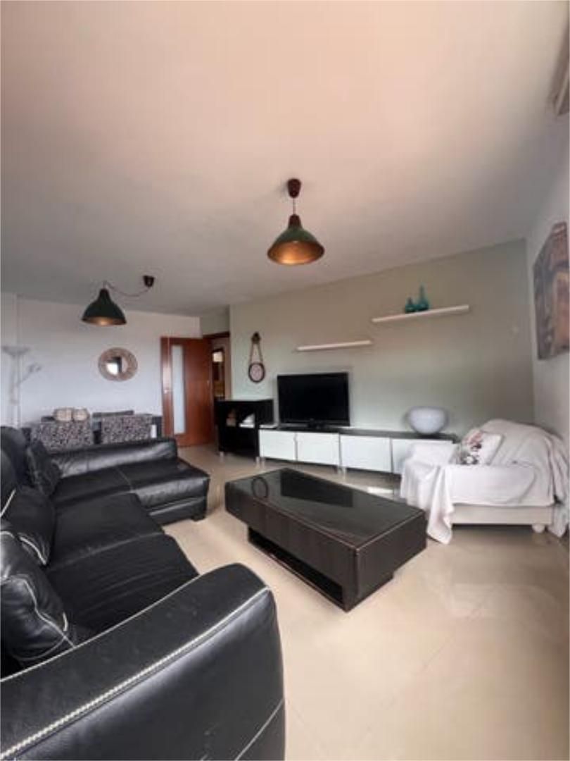 Wohnung zum Verkauf in Calvo Sotelo Wohnzimmer von Wohnung zum Verkauf in Melilla Capital mit Heizung, Abstellraum und Möbliert