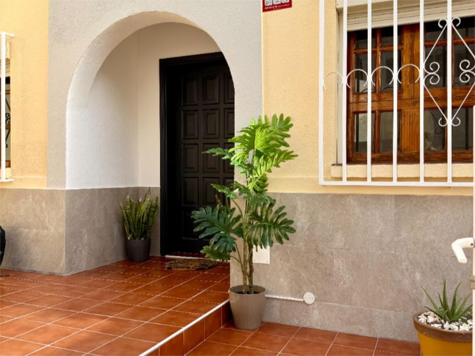 Single-family semi-detached for rent in San Bartolomé de Tirajana  with Air Conditioner, Terrace and Storage room
